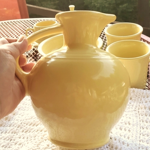 Fiestaware Pale Yellow Water Pitcher - Picture 9 of 12